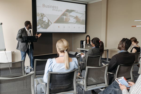 Formation intra-entreprise : évaluez vos besoins pour réussir !